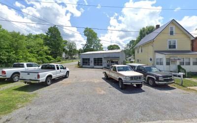 Gilliland's Service Station