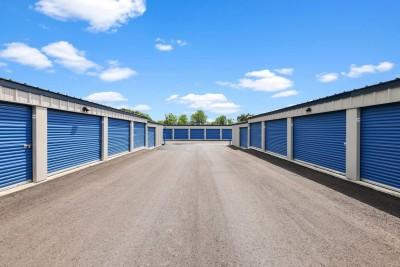 Load and Lock Self Storage - Walnutport, Walnutport, Pennsylvania