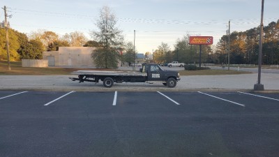 Bloodhound Towing & Recovery LLC