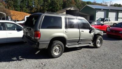 Wright's Wrecker Service, Auto Sales & T-Shirts