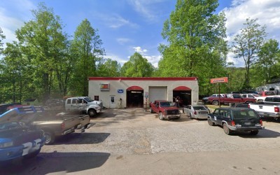 Ogle's Neighborhood Services-Towing