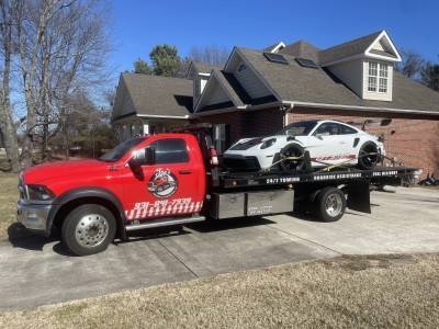 Joe’s Towing & Transport