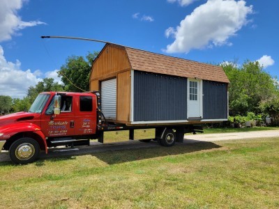 Merchant's Towing