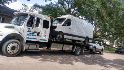 Allan motors & wrecker service, Houston, Texas