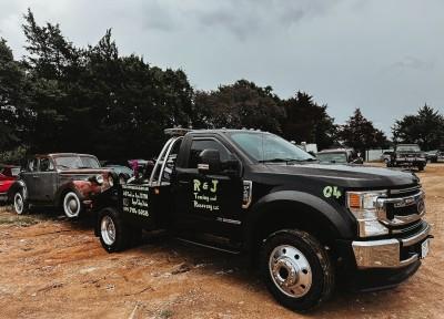 R & J Towing & Recovery LLC, Bryans Mill, Texas