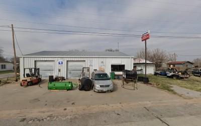 Burden's Auto & Wrecker Services, Burkburnett, Texas