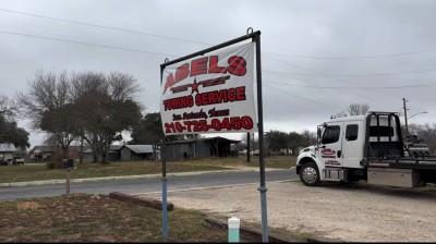 Abel's Towing Floresville