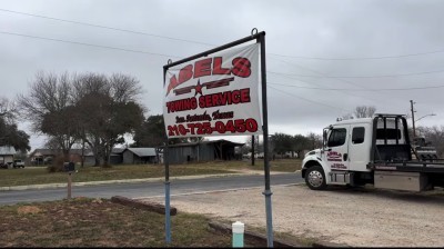 Abel's Towing Floresville