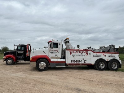 Villafranca's Towing