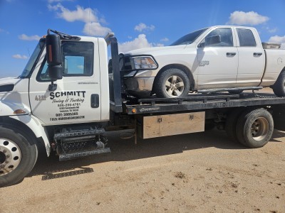 Schmitt Towing & Trucking
