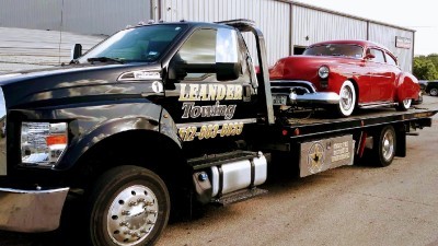 Leander Towing