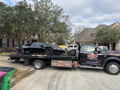 S&B Storage and Towing
