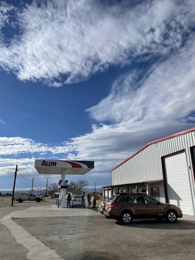 Sixto's Alon Service Station
