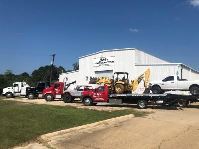 Hatch's Towing & Recovery in Pineland, TX