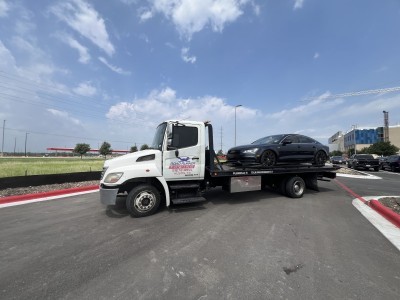 Roadrunner Towing of Pflugerville