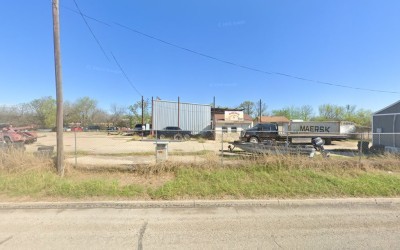 Uvalde Towing & Tractor Trailer Repair