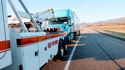 24 Hr Auto/Diesel repair Towing
