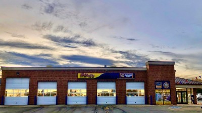 McNeil's Auto Care - Riverton