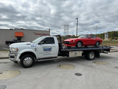 Davis Service and Towing Center