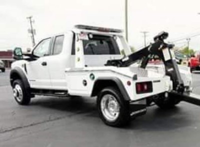 Larrys Towing & Recovery