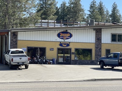 NAPA Auto parts - Leavenworth