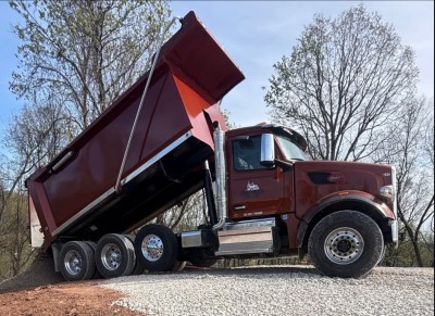 Stones Trucking LLC