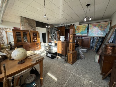 Crescent Moon Antiques & Salvage