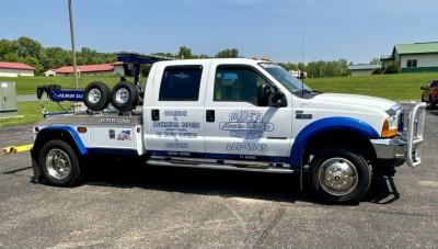 Mike's Auto Body and 24-Hour Towing