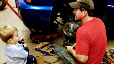 Halvorson's Auto 24 HOUR TOWING
