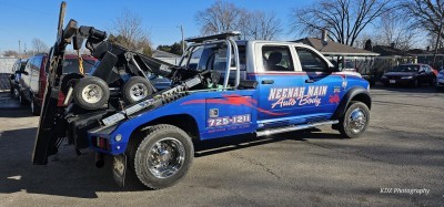 Neenah Main Auto Body & 24 Hour Towing