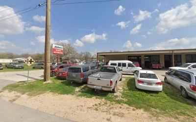 Dean's Automotive, Little River-Academy, Texas