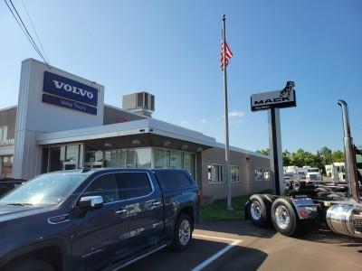 Bergey's Truck Center - West Milton