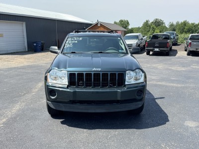 Car and truck sales of North Rose