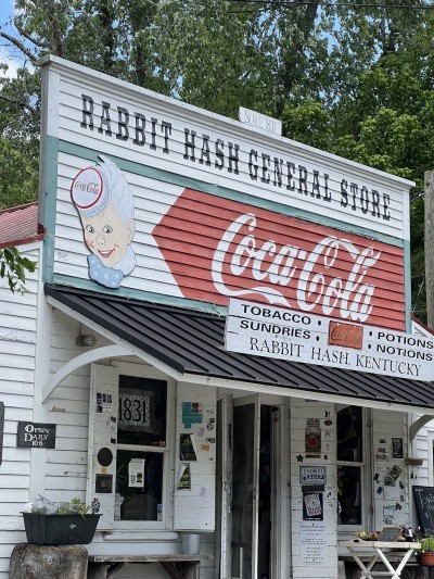 Rabbit Hash General Store