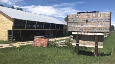 City Limit Antiques and Reclaimed Materials