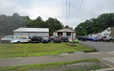 Lou's Auto Repair, Oneonta, New York