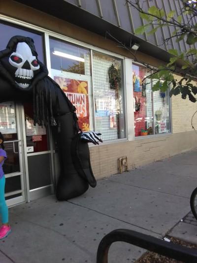 Village Discount Outlet, Chicago, Illinois