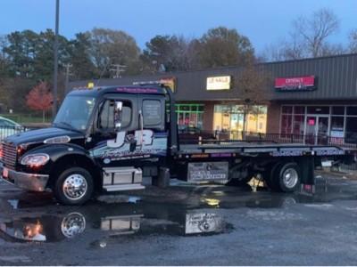 J&R Towing and Recovery, Glen Allen, Virginia