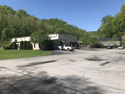 Taylor & Blackburn Battery Co, Hernshaw, West Virginia