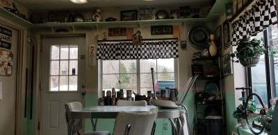 J T's Drive-In Car Shop