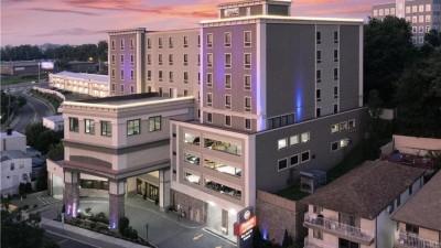 Best Western Premier NYC Gateway Hotel, North Bergen, New Jersey