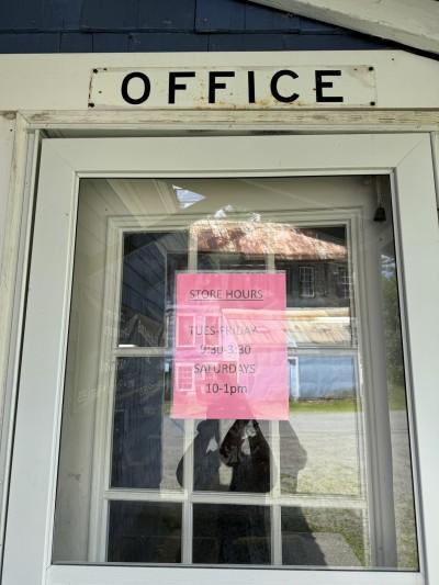 Bartlettyarns, Inc./(Work), Harmony, Maine