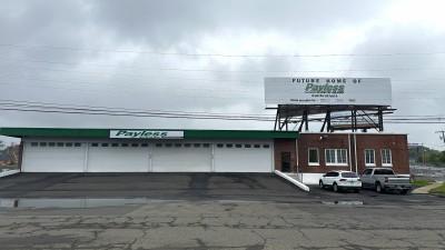Payless Auto Glass, East Hartford, Connecticut