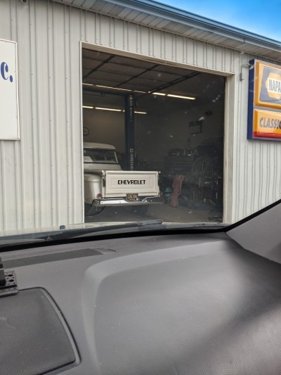 Classic Auto Sales & Services