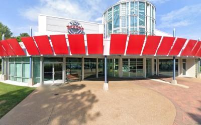Bruce's Super Body Shops, Williamsburg Village, Virginia