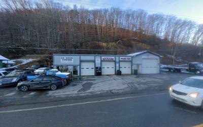 Bowling's Garage Llc