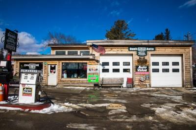 Dom's Auto & Jeep Repair, Eustis, Maine