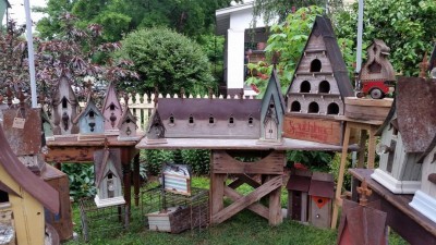 Recycling is for the birds!