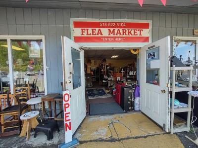 Schodack Indoor Flea Market, Schodack Landing, New York