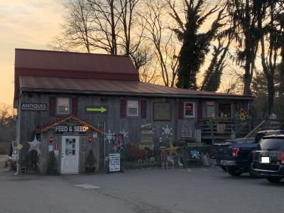 Hidden Treasures Antique Mall, Gradyville, Pennsylvania